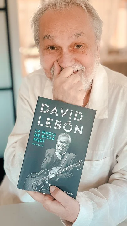 La magia de estar aquí: David Lebón en primera persona
