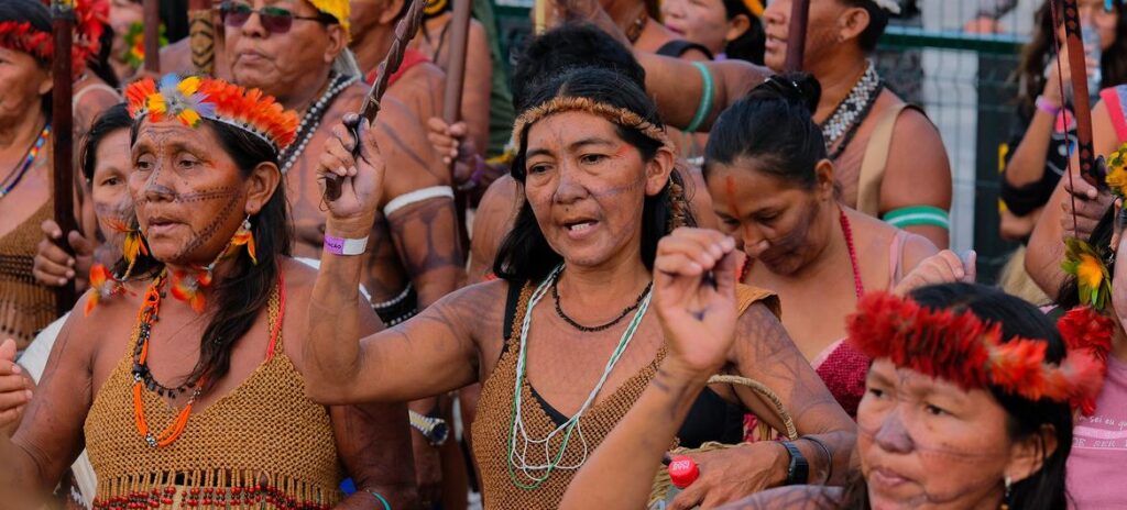 Pueblos indígenas reclaman mayor participación en las negociaciones de la COP30